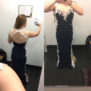 NAVY BLUE/WHITE FLORAL PROM DRESS